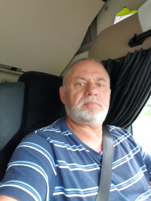 Gennadij, 61, Лаге